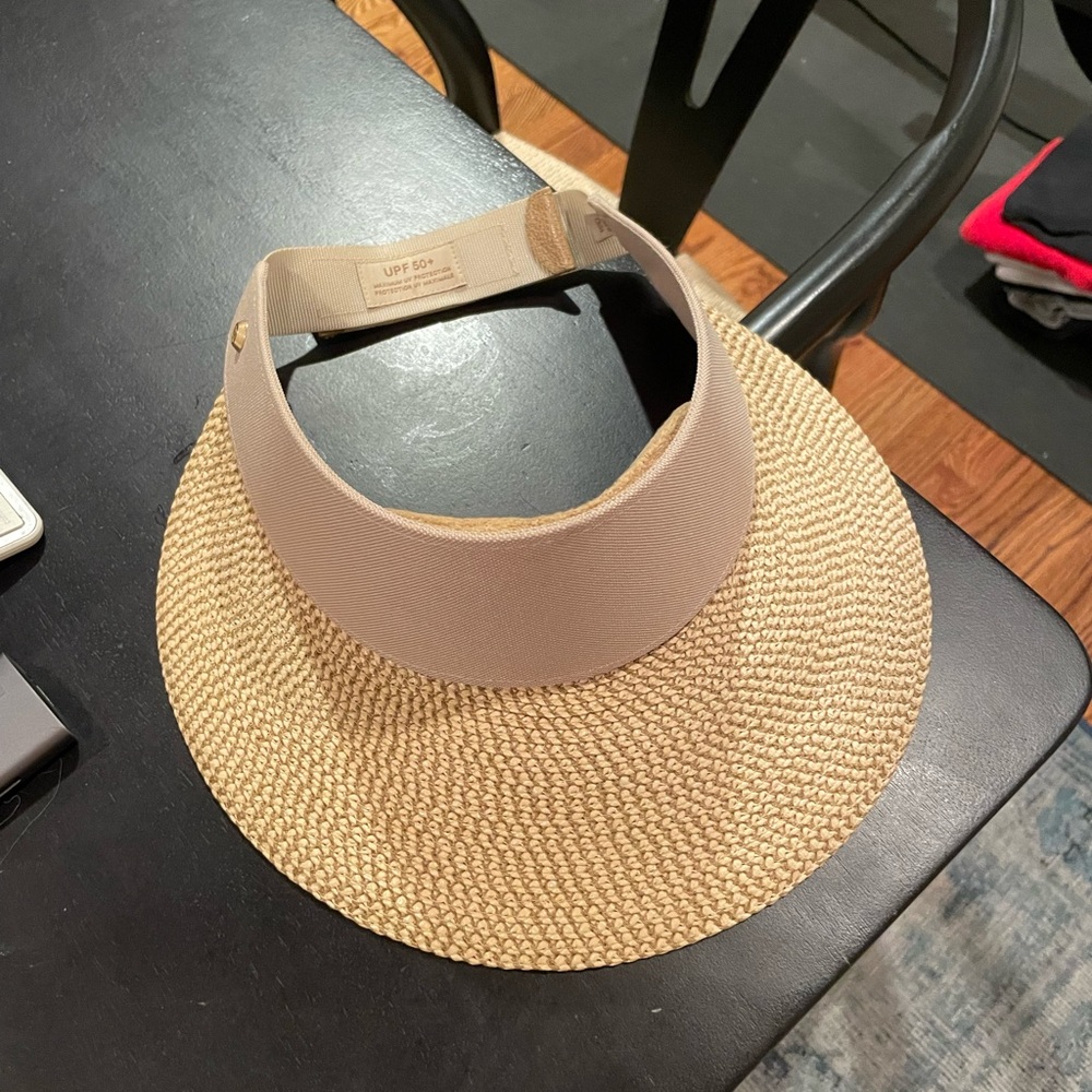 Eric Javits SPF 50 visor, packable